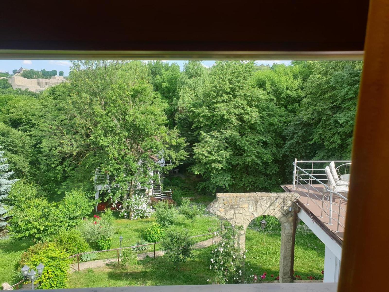 Rapsodia Pension Suceava Dış mekan fotoğraf