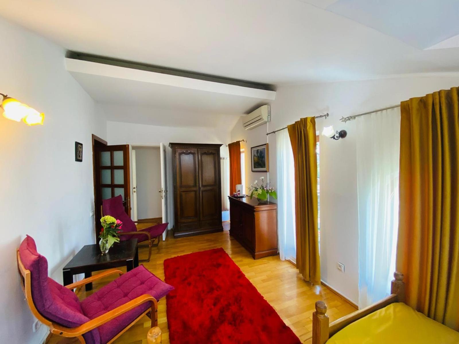 Rapsodia Pension Suceava Dış mekan fotoğraf
