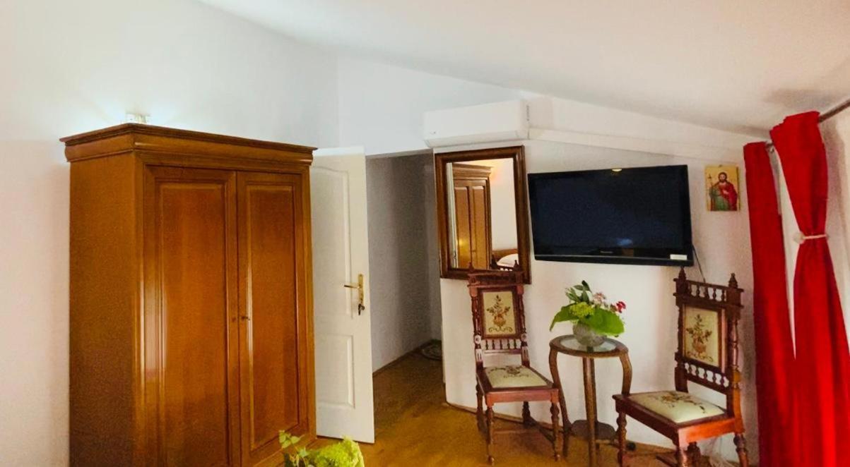 Rapsodia Pension Suceava Dış mekan fotoğraf